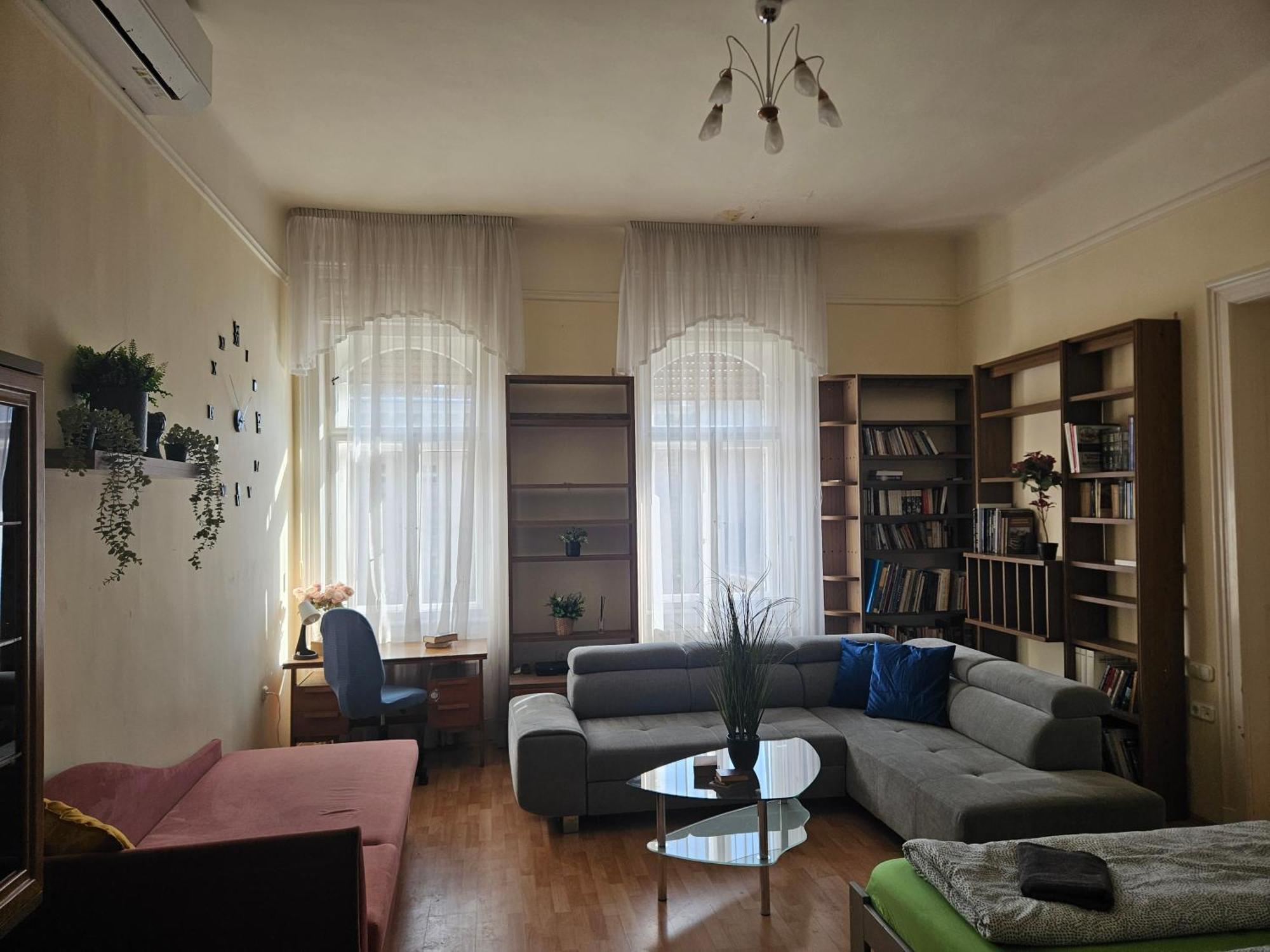 Apartment Cozy And Near Kalvin Square *